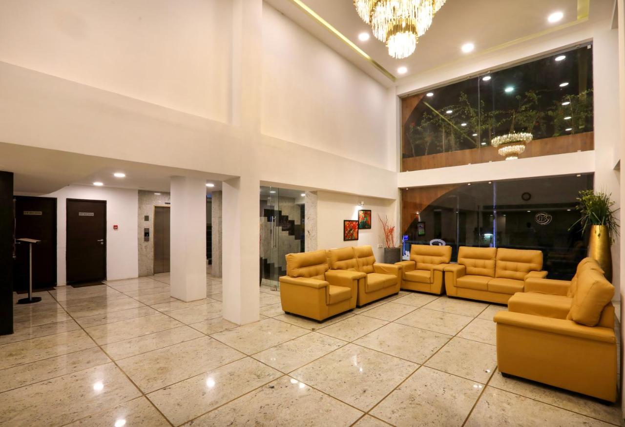 Mango Hill Central Ченнаї Екстер'єр фото