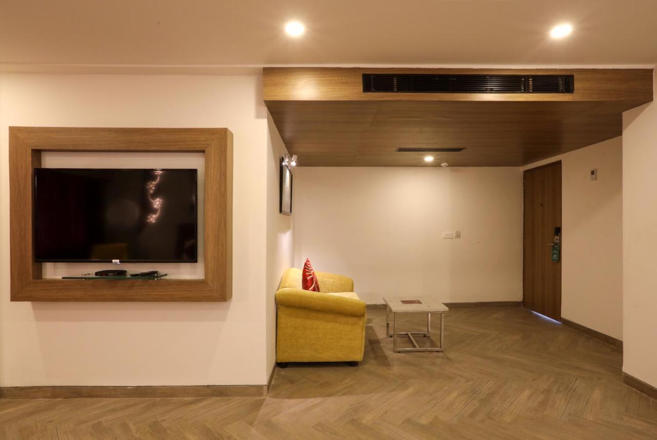 Mango Hill Central Ченнаї Екстер'єр фото
